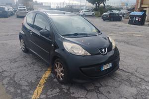PEUGEOT 107 BENZINA 86.000 KM € 1.500