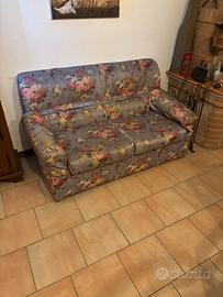 Divano Letto 2 posti (Usato) - Misure compatte
