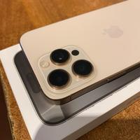 Iphone 16 Pro Max gold