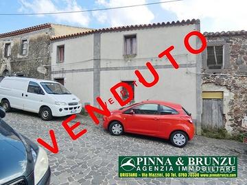 Narbolia - casa tipica del posto