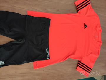 Completo sportivo Adidas unisex con omaggio