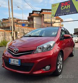 Toyota Yaris 1.3 5 porte Lounge