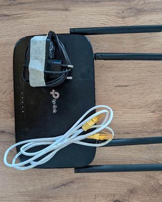 Router Wi-Fi TP-Link Dual Band con 4 Antenne