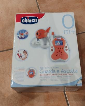 chicco guarda e ascolta