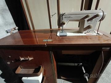 macchina per cucire anni 70