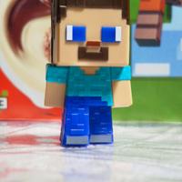 Statuetta Steve Minecraft Kinder Joy 