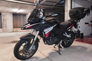 Benelli TRK 251
