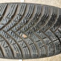 Gomme 185/60 R14 82H con cerchi