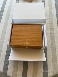 Box Omega