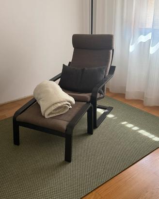 Sceslong IKEA POÄNG Poltrona e poggiapiedi