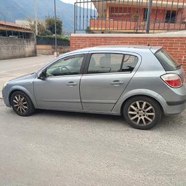 Opel Astra H 1.7 diesel anno 2006 km 121000
