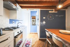 MONOLOCALE SOPPALCATO CON INGRESSO INDIPENDENTE -