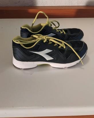 Scarpe diadora tg. 38