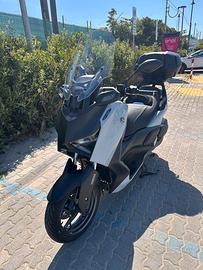 YAMAHA XMAX 300 TECH MAX