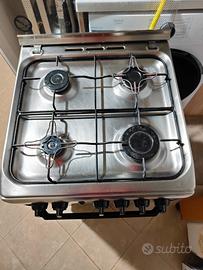 Cucina a Gas Indesit
