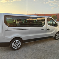 Renault trafic 9 posti passo lungo