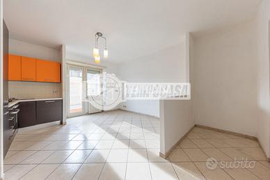 APPARTAMENTO TRILOCALE VIA DI BRAVETTA