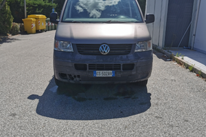 Vw t5 transporter