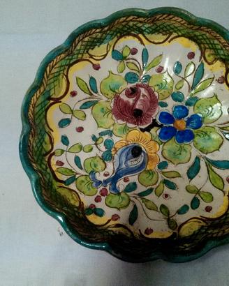 Piatto ceramica Sicilia dipinto a mano con rialzi