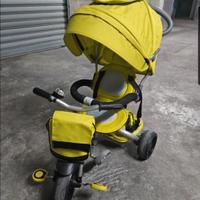 Moto triciclo a spinta