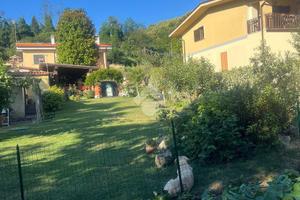 PORZIONE DI BIFAMILIARE A ROCCA PRIORA