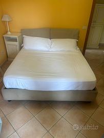Letto matrimoniale contenitore con materasso