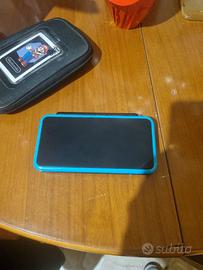 nintendo 2dsxl + custodia + 2 giochi e caricatore