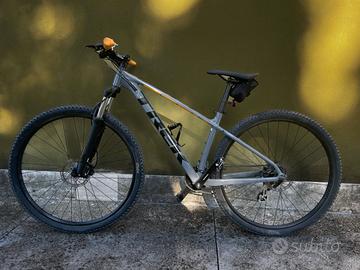 BICICLETTA MTB TREK