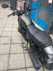 Moto Guzzi V 7 Rough