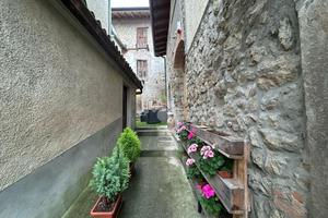 CASA INDIPENDENTE A CAPIZZONE