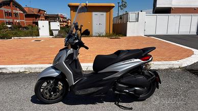 Piaggio Beverli 300 HPE