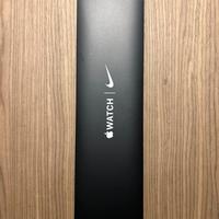 Apple Watch SE (Nike Watch) 2021
