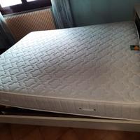 Materasso con rete ortopedica