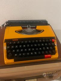 macchina da scrivere Brother Deluxe 250TR