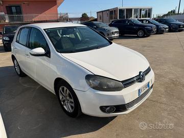 Volkswagen Golf 1.6 TDI DPF 5p. Highline