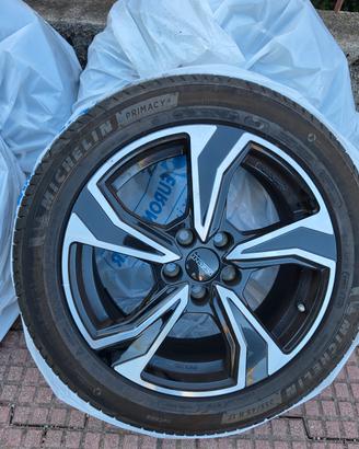 Cerchi in lega DEZENT + gomme Michelin Primacy4 