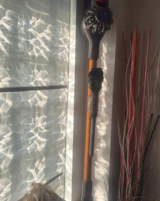 Dyson V8 Absolute