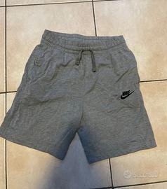 pantaloncini nike