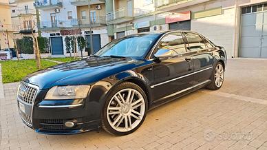 Audi A8 S8 5.2 V10 quattro tiptronic Lamborghin AS