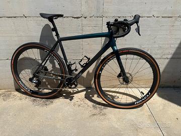 Bici GRAVEL CRUX