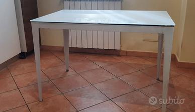 Set tavolo vetro bianco e 4 sedie legno bianco