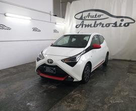 Toyota Aygo Connect 1.0 VVT-i 72 CV 5 porte x...