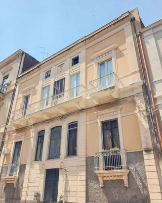 2 vani arredato corso italia no residenza