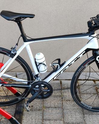 bici da corsa scott addict