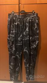 Pantaloni mimetici