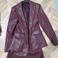 Set in pelle bordeaux