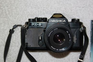 macchina fotografica Yaschica FX3