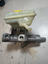 Pompa freni con vaschetta Audi A4 cabrio 3.0 tdi