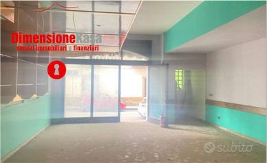 Immobile di 110 m² con 4 locali a Cimitile