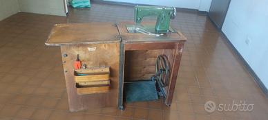 Macchina da cucire d'epoca Vigorelli